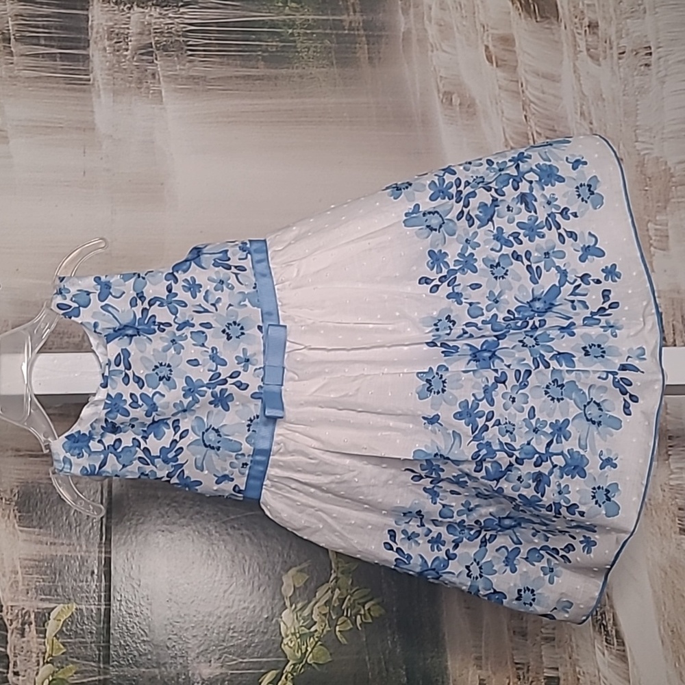 George Girls 3T white and blue floral special occasion fancy sleeveless dress